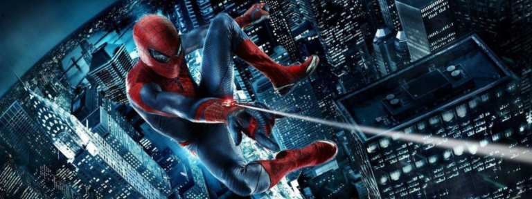 Spider Man swinging through New York in The Amazing Spider Man